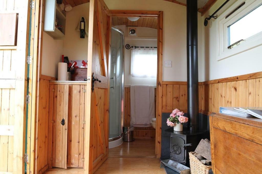 Shepherdshuts-Southeast Hotel Ashford  Exterior foto